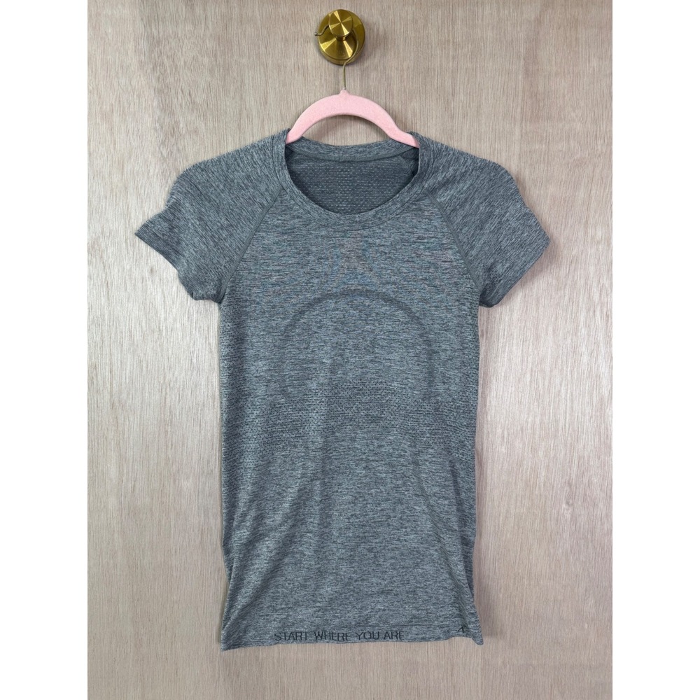 Lululemon Swiftly Tech Short Sleeve 2.0 Grey Athletic Top Fitted Size 4